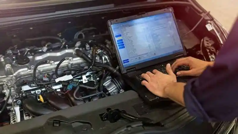 İzmit Bilgisayarlı OBD2 Diyagnoz Arıza Tespit Cihazı ile Beyin Okuma