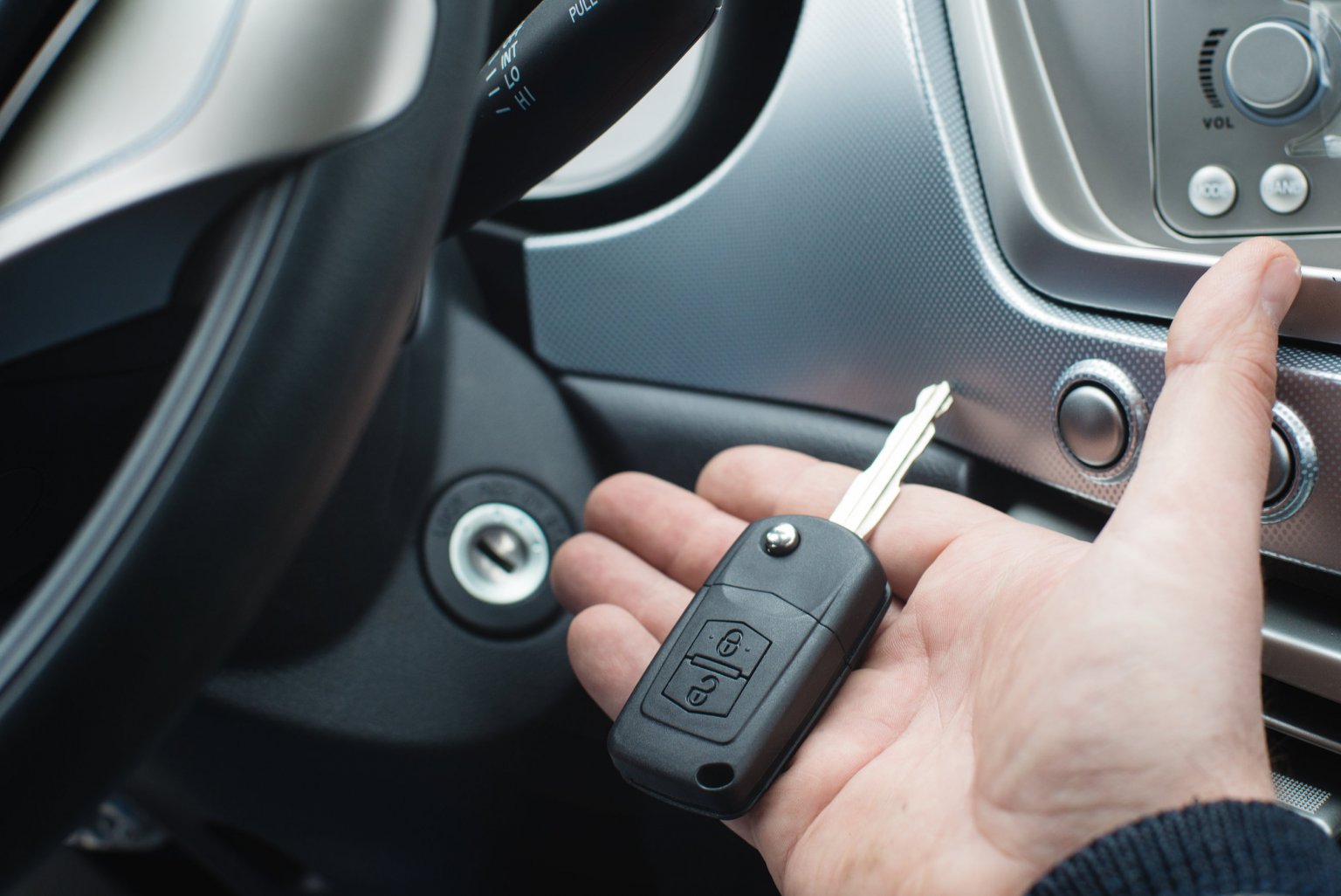 Transponder çipli akıllı oto anahtarı ve immobilizer sistemi